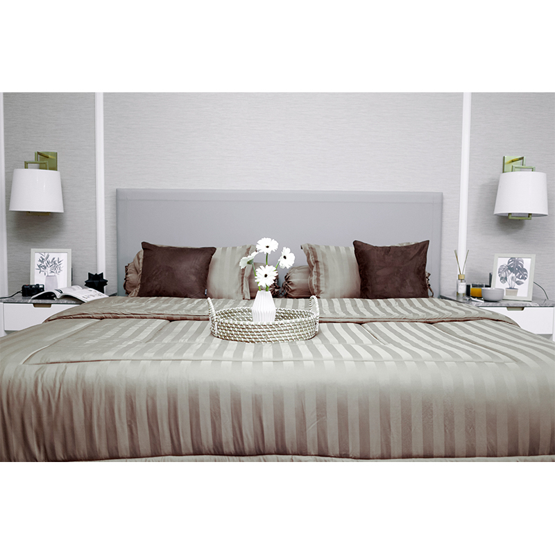 jual-set-sprei-bed-cover-salur-ash-grey-jacquard-tencel-sleepbuddy.jpg